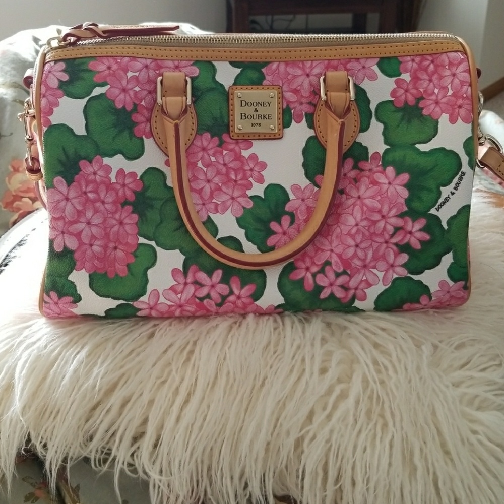 Dooney & Bourke Purse